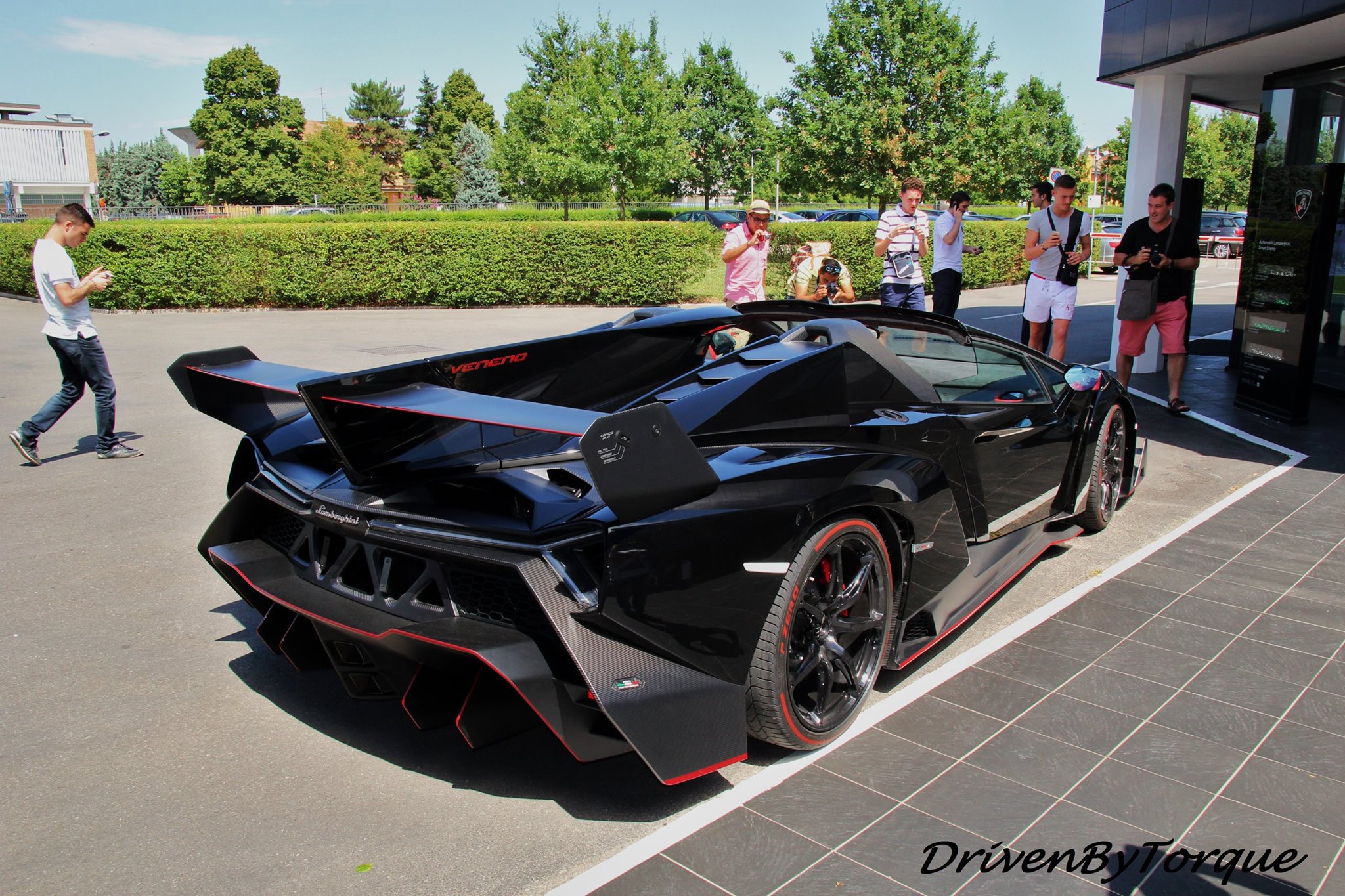 Lamborghini Veneno Roadster Black